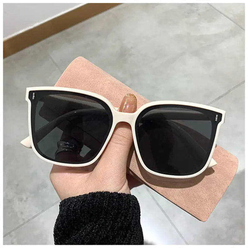 Vintage Square UV Sunglasses